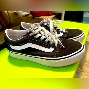 Women’s Vans Platform Ward